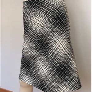 Elie Tahari black and white wool skirt new w/tag